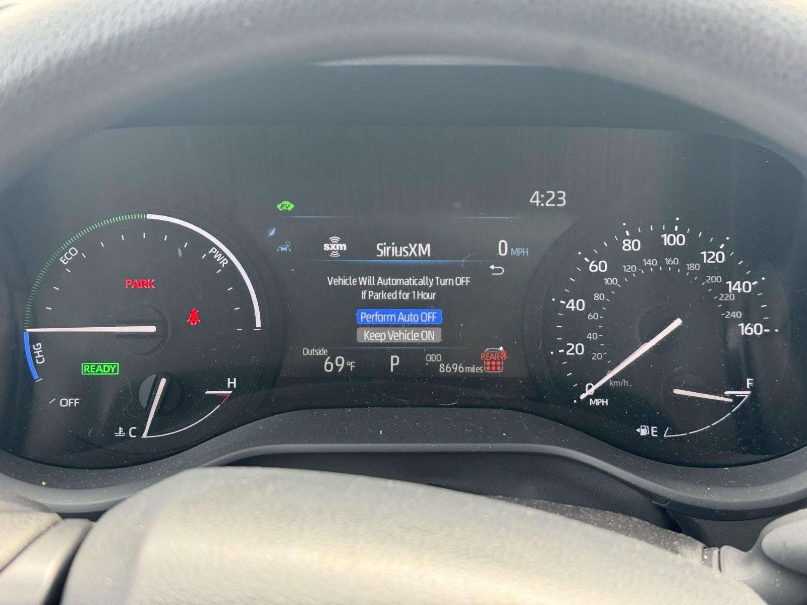 2025 Toyota Sienna LE