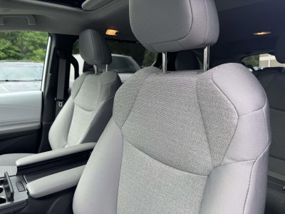 2025 Toyota Sienna LE