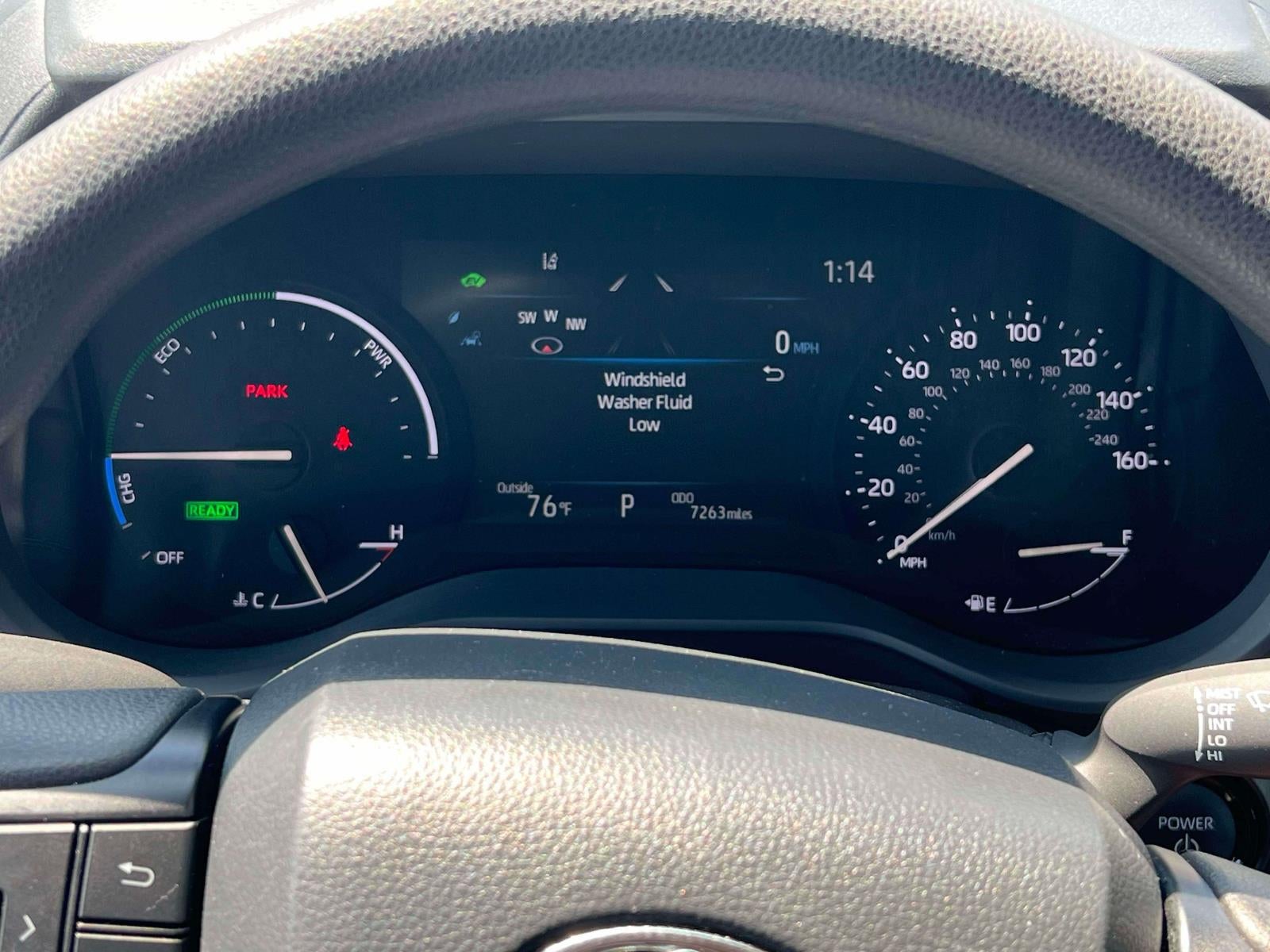 2025 Toyota Sienna LE