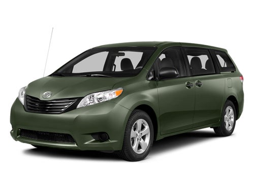 2014 Toyota Sienna XLE 7 Passenger