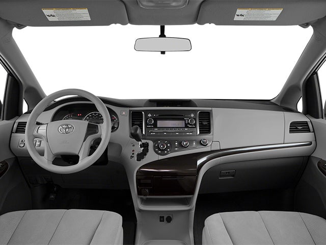 2014 Toyota Sienna XLE 7 Passenger