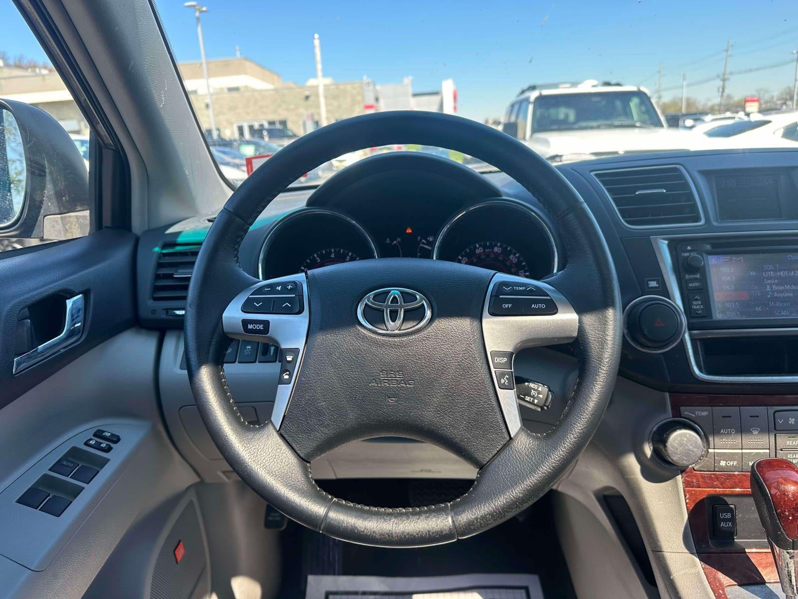 2013 Toyota Highlander Limited V6