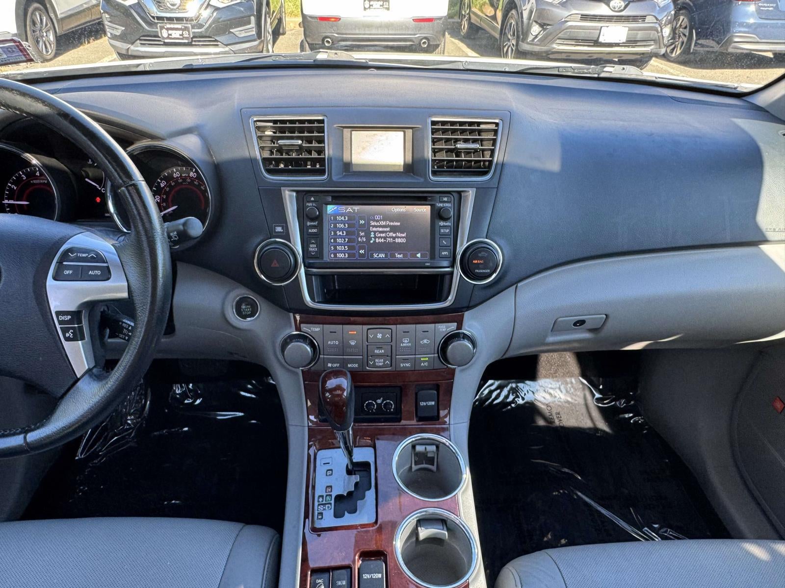 2013 Toyota Highlander Limited V6