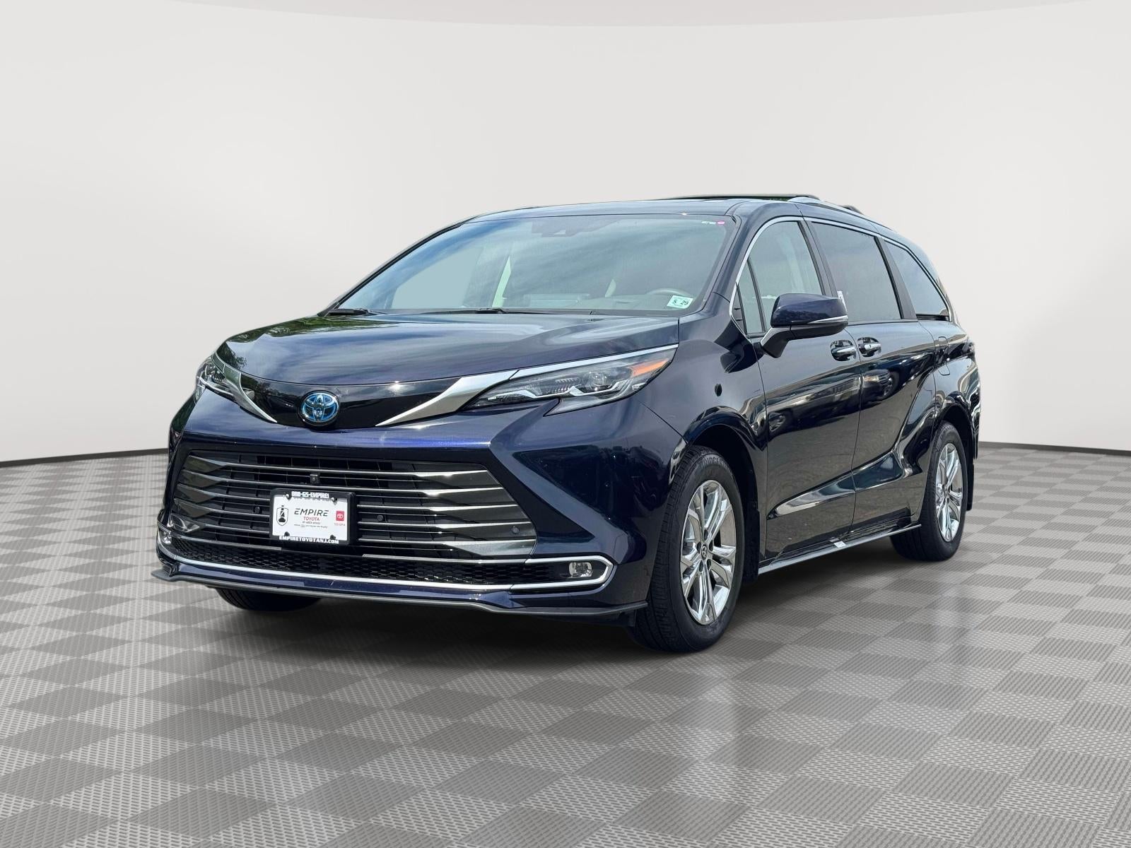 2024 Toyota Sienna Platinum