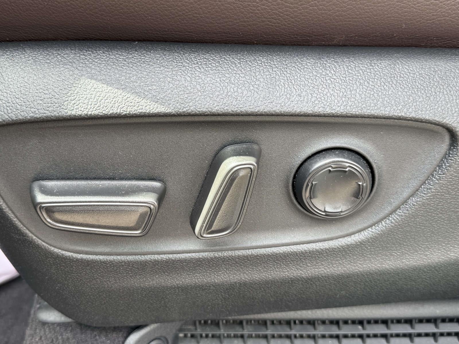 2024 Toyota Sienna Platinum