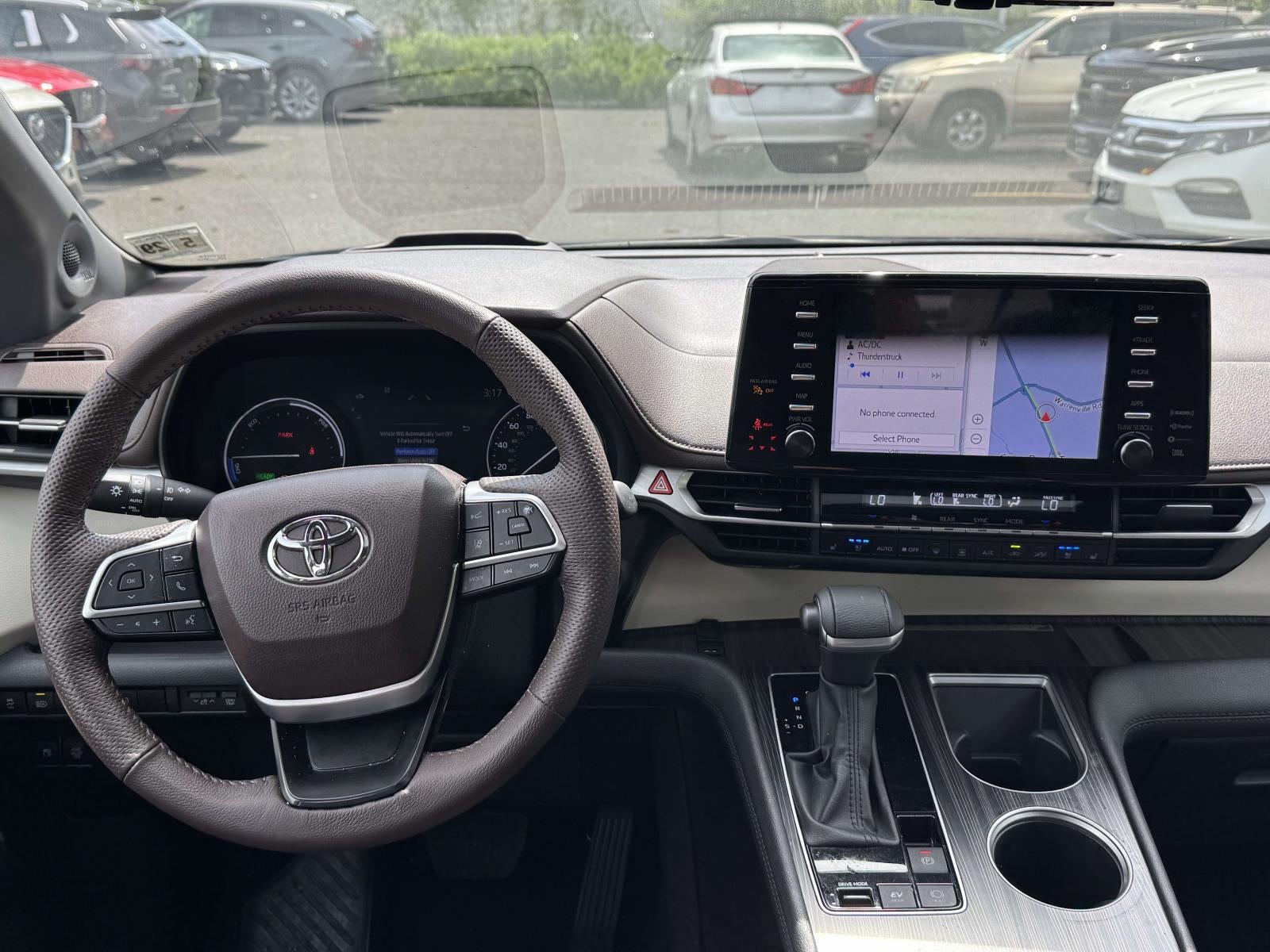 2024 Toyota Sienna Platinum