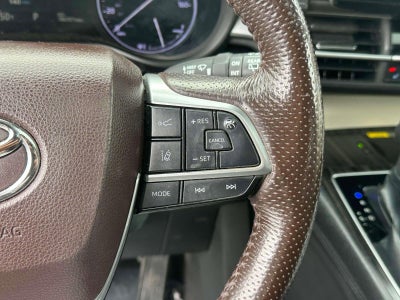 2022 Toyota Sienna Platinum