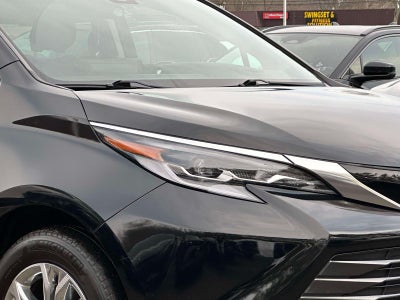 2022 Toyota Sienna Platinum