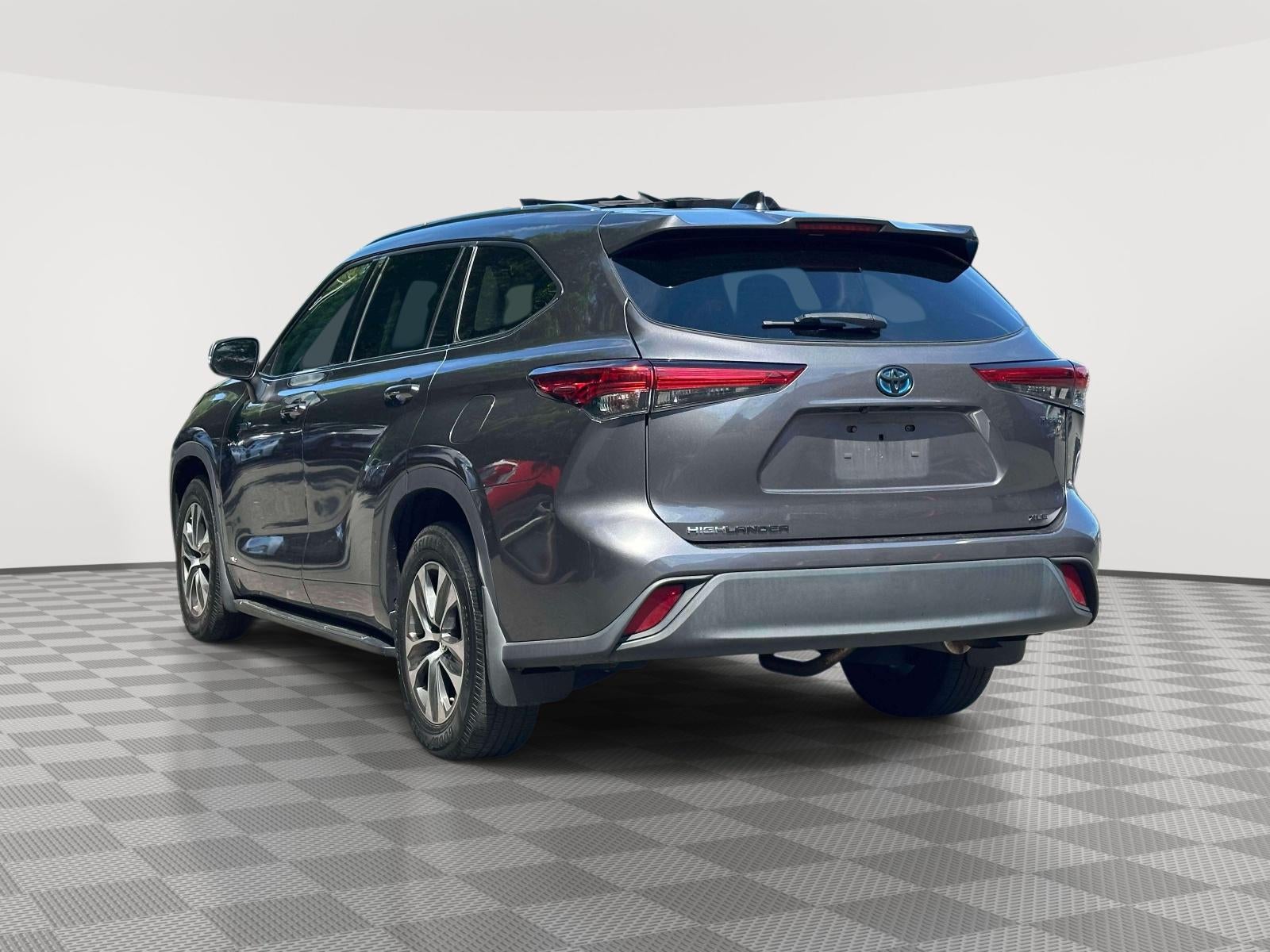 2021 Toyota Highlander Hybrid XLE