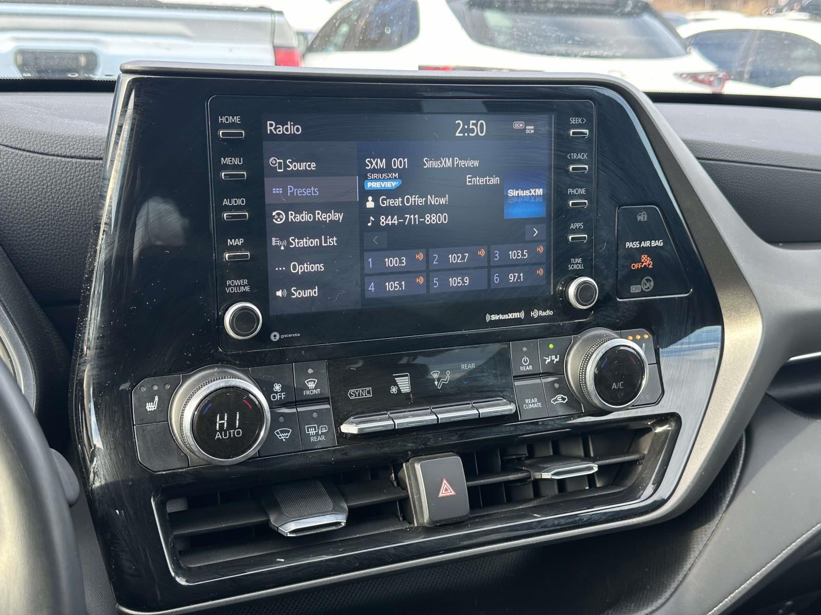 2021 Toyota Highlander XLE