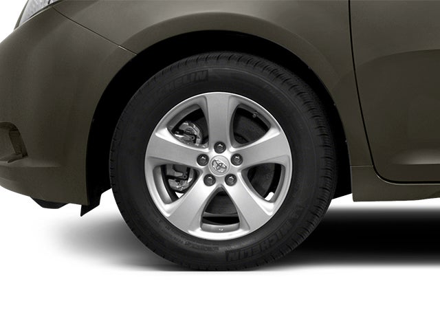 2014 Toyota Sienna LE 7 Passenger