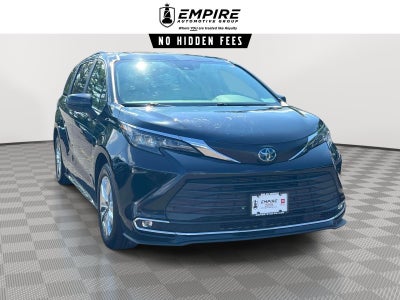 2024 Toyota Sienna XLE