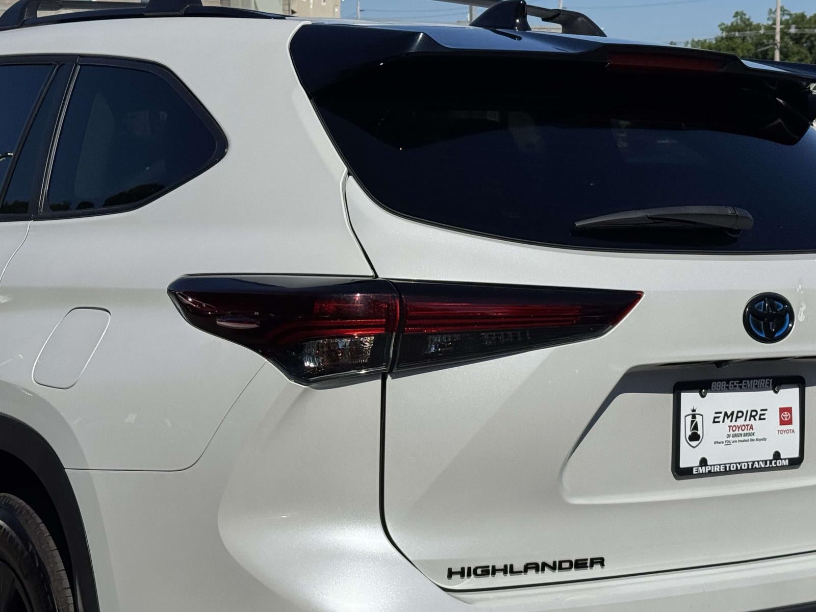 2024 Toyota Highlander Hybrid XLE Nightshade