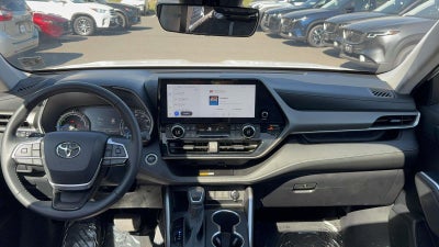 2024 Toyota Highlander Hybrid XLE Nightshade