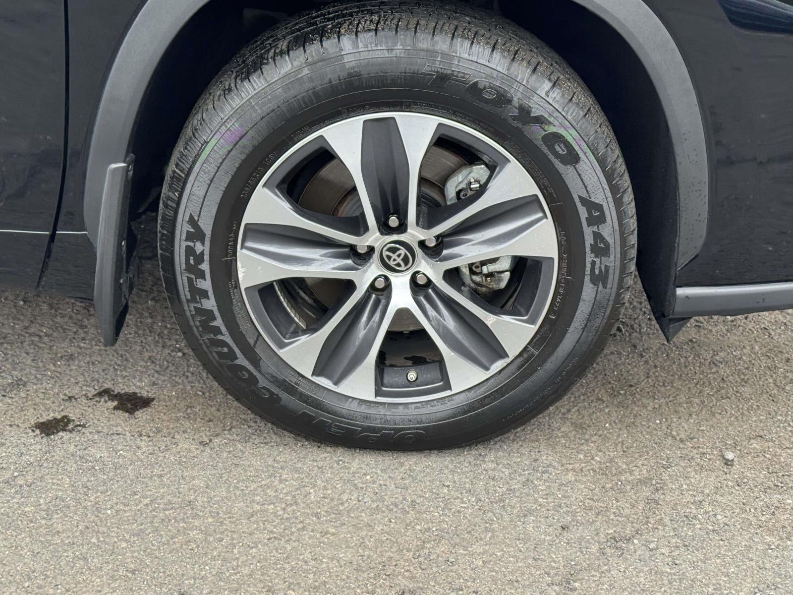 2024 Toyota Highlander XLE