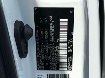 2024 Toyota Sienna LE