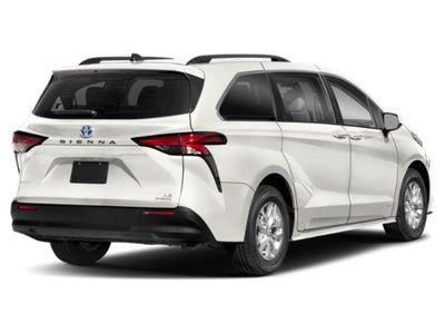 2023 Toyota Sienna LE