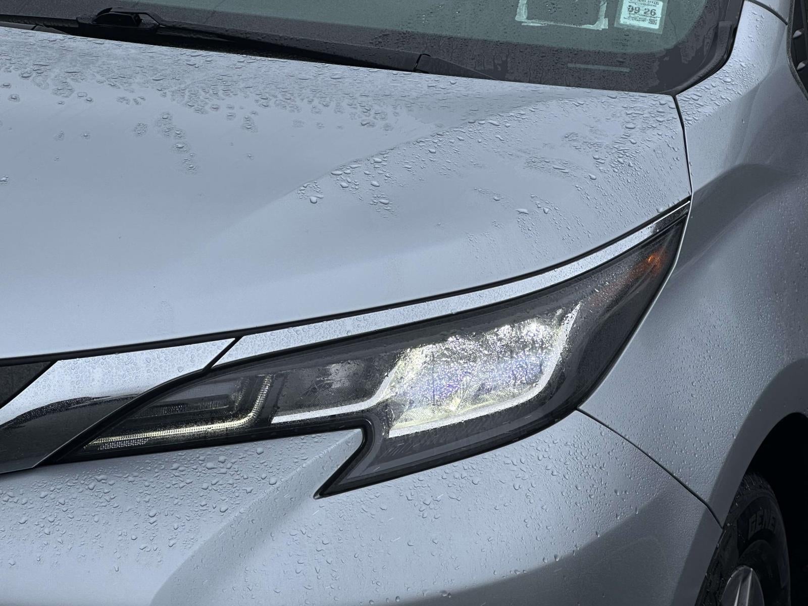 2021 Toyota Sienna LE