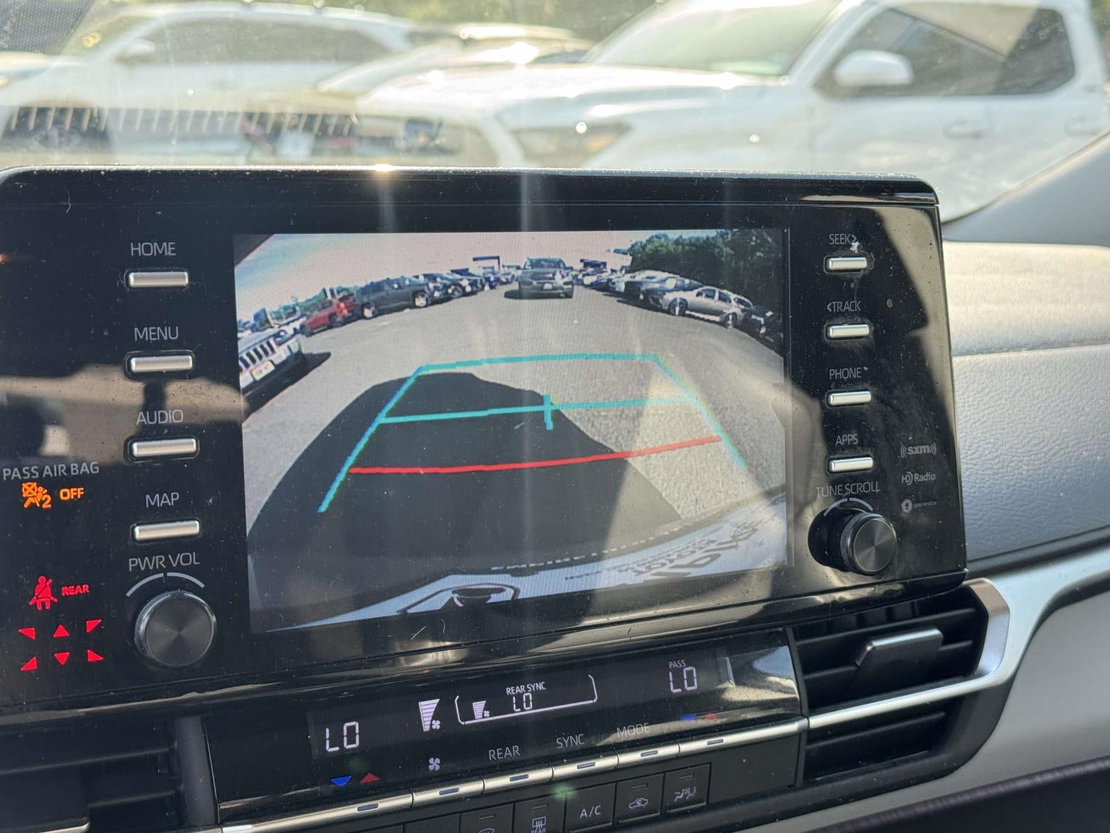 2022 Toyota Sienna LE