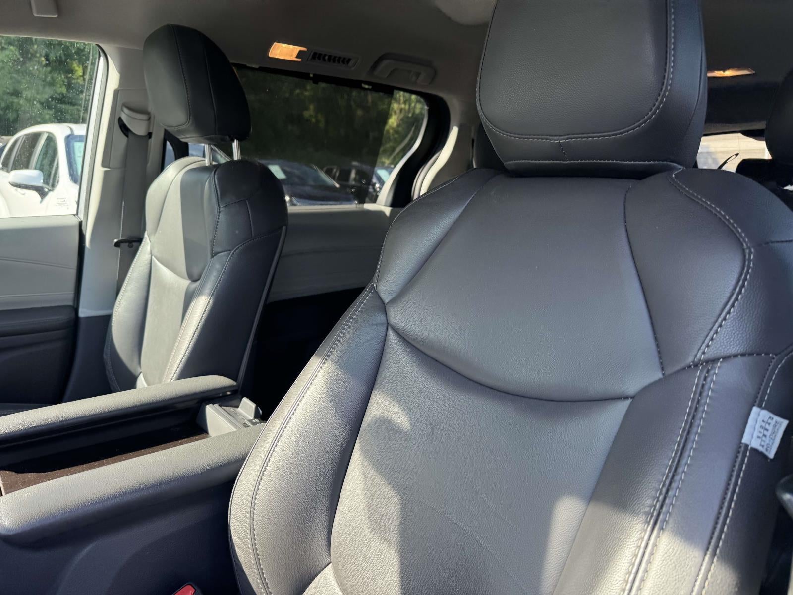 2022 Toyota Sienna LE