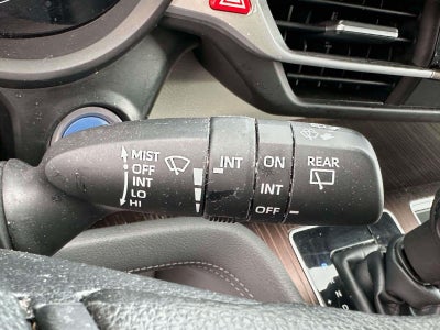 2023 Toyota Sienna LE