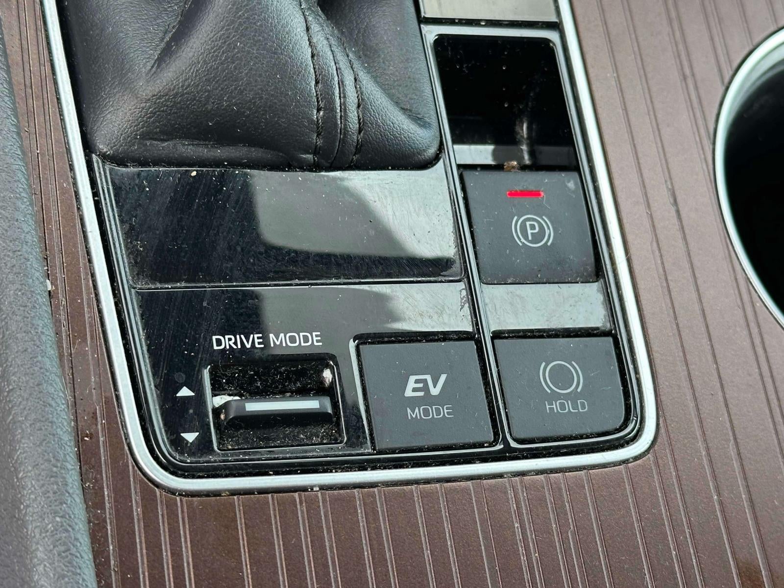 2023 Toyota Sienna LE