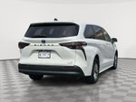 2023 Toyota Sienna LE