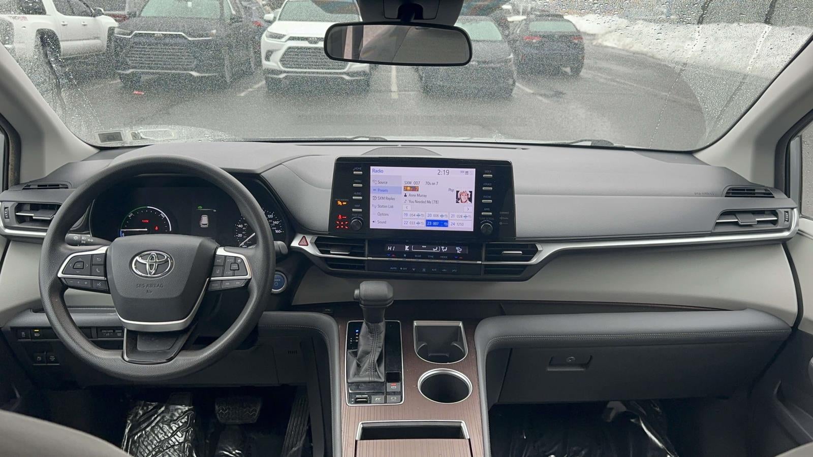 2021 Toyota Sienna LE