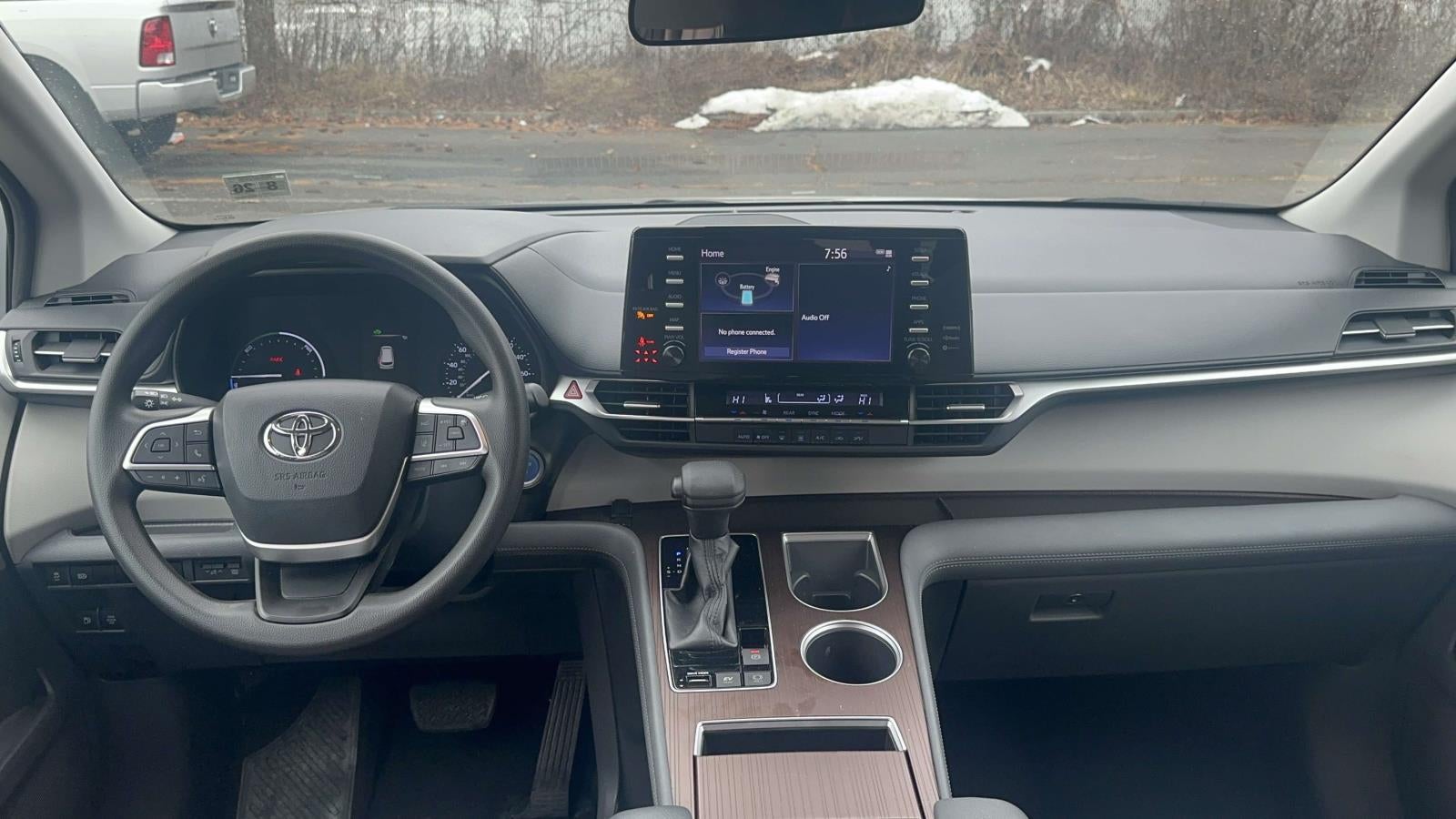 2021 Toyota Sienna LE