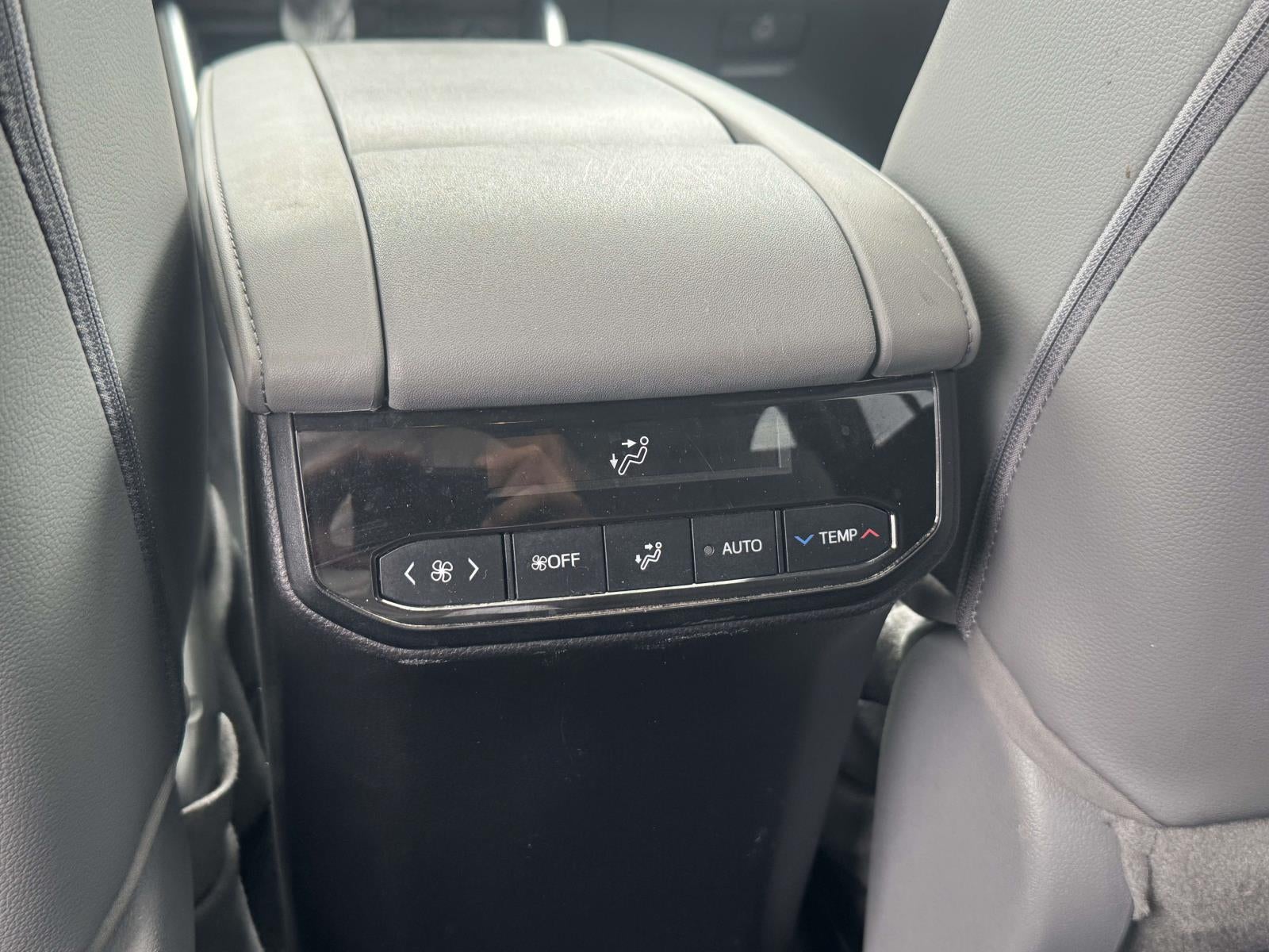 2021 Toyota Highlander Hybrid Limited