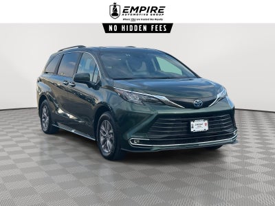 2024 Toyota Sienna XLE