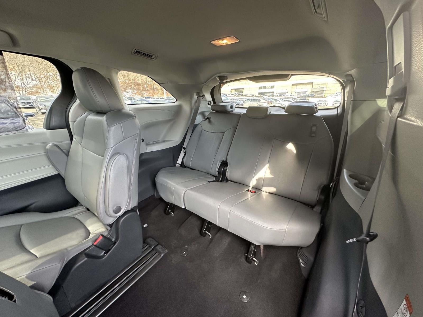 2024 Toyota Sienna XLE