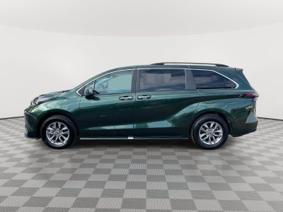 2024 Toyota Sienna XLE