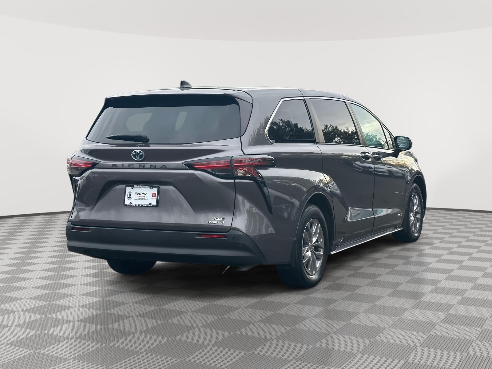 2021 Toyota Sienna XLE