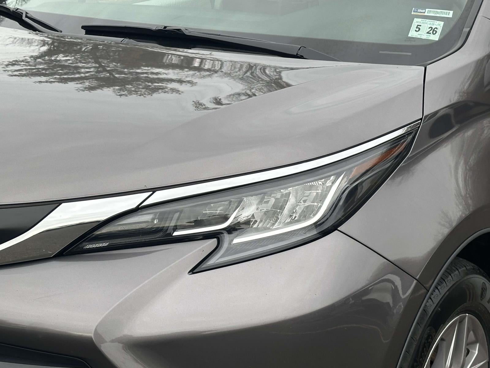 2021 Toyota Sienna XLE