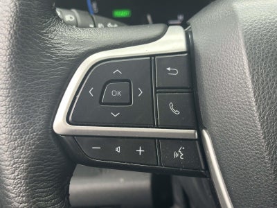 2025 Toyota Sienna XLE 8 Passenger