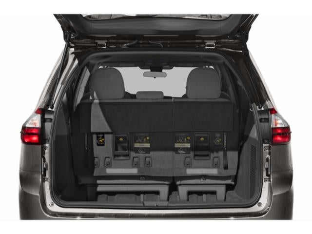 2019 Toyota Sienna XLE 8 Passenger