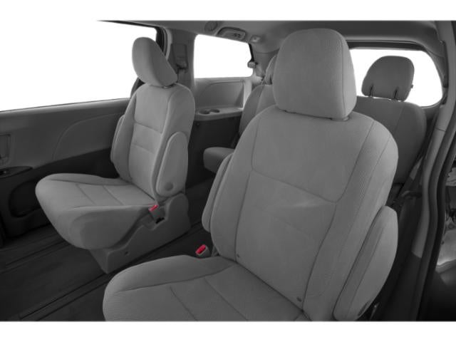 2019 Toyota Sienna XLE 8 Passenger