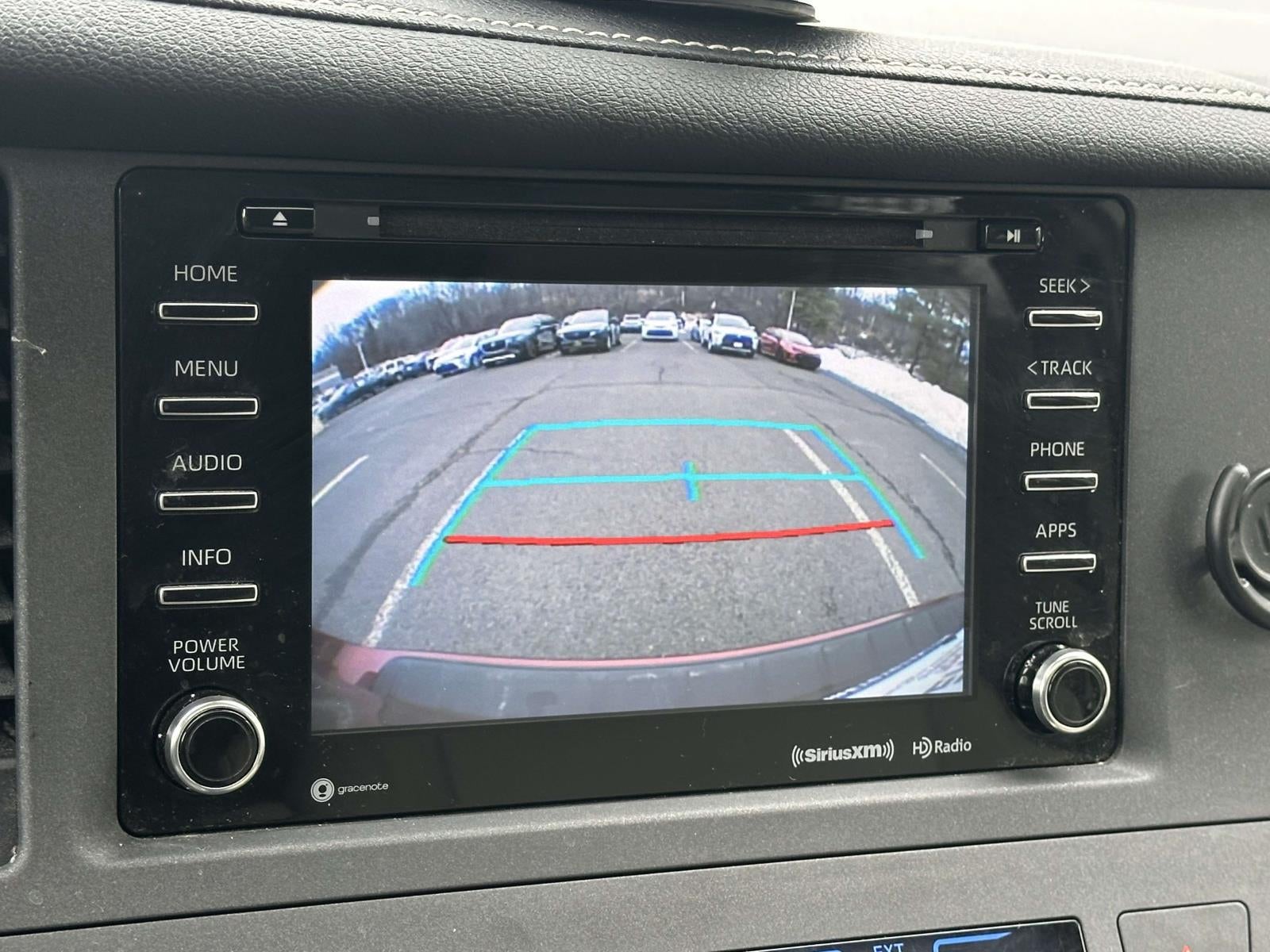 2018 Toyota Sienna XLE 8 Passenger