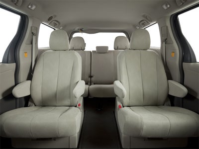 2013 Toyota Sienna L V6 7 Passenger