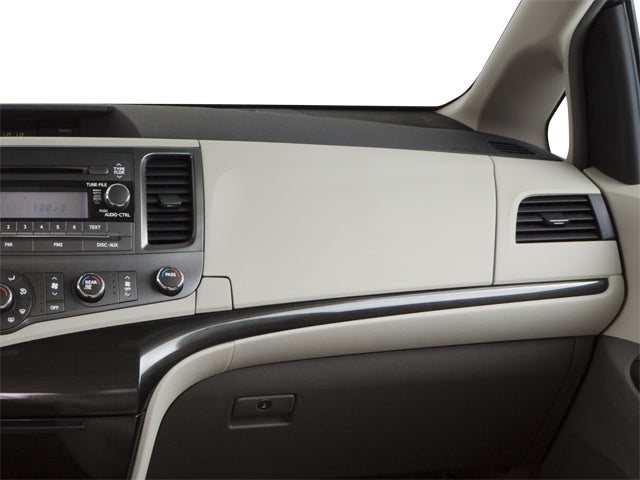 2013 Toyota Sienna L V6 7 Passenger