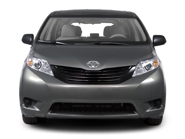 2013 Toyota Sienna L V6 7 Passenger