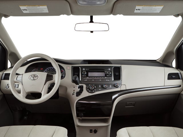 2013 Toyota Sienna L V6 7 Passenger