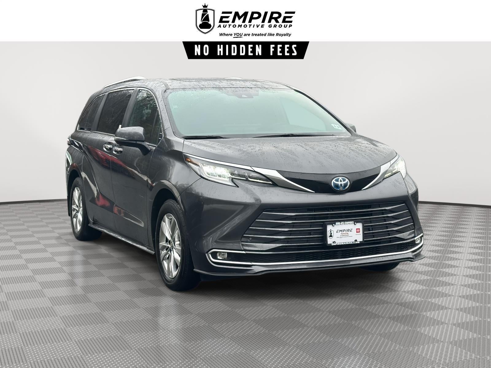2025 Toyota Sienna Limited