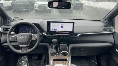 2025 Toyota Sienna Limited