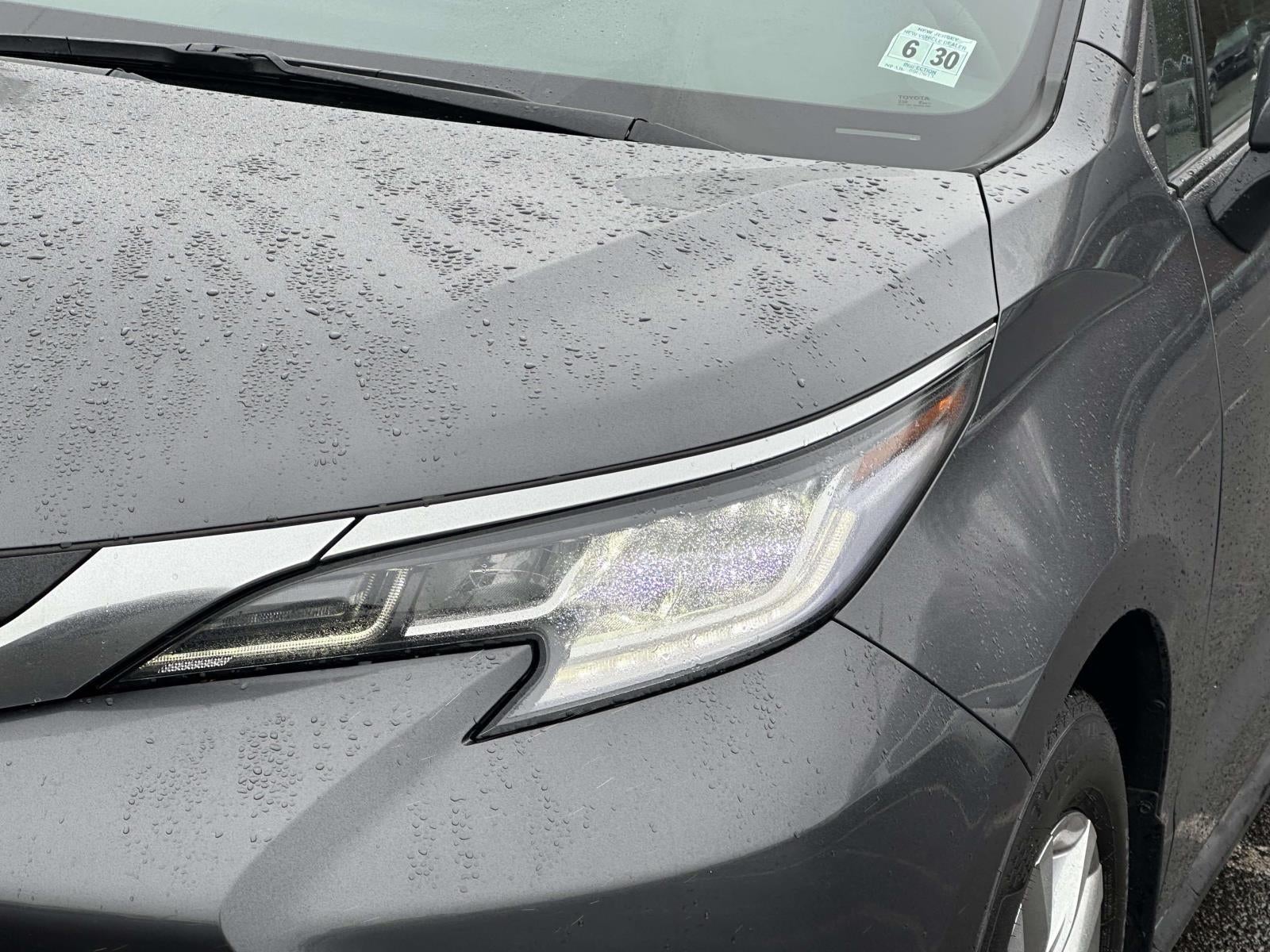 2025 Toyota Sienna Limited