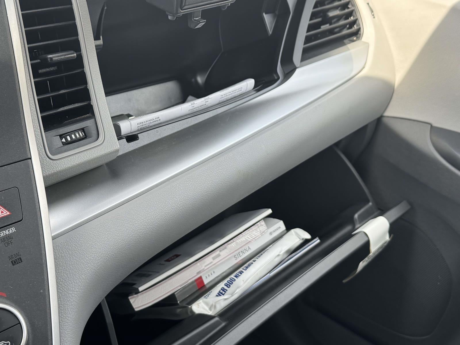 2020 Toyota Sienna L