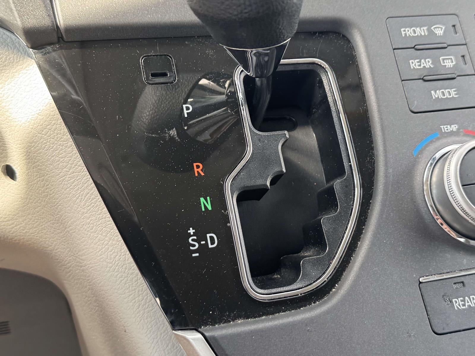 2020 Toyota Sienna L