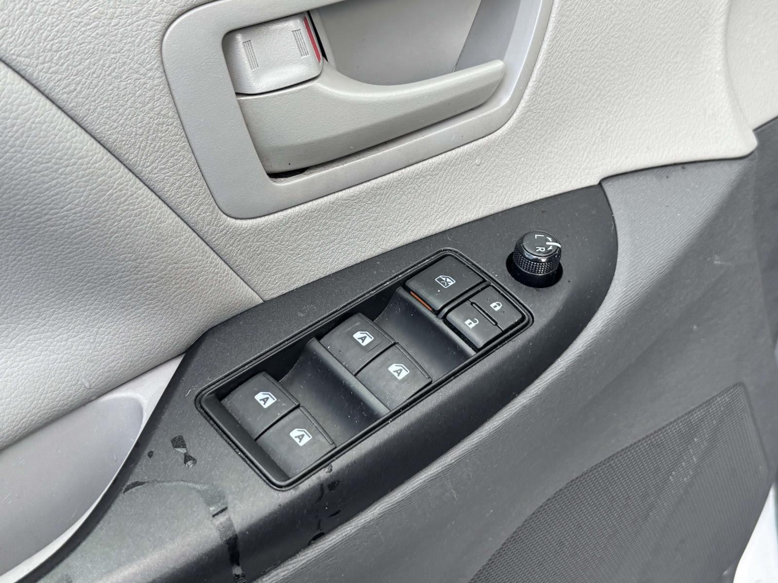 2019 Toyota Sienna L 7 Passenger