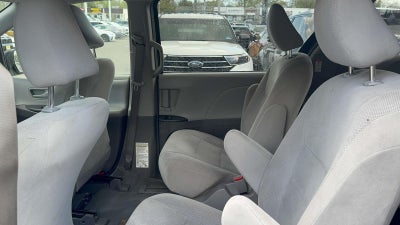 2019 Toyota Sienna L 7 Passenger